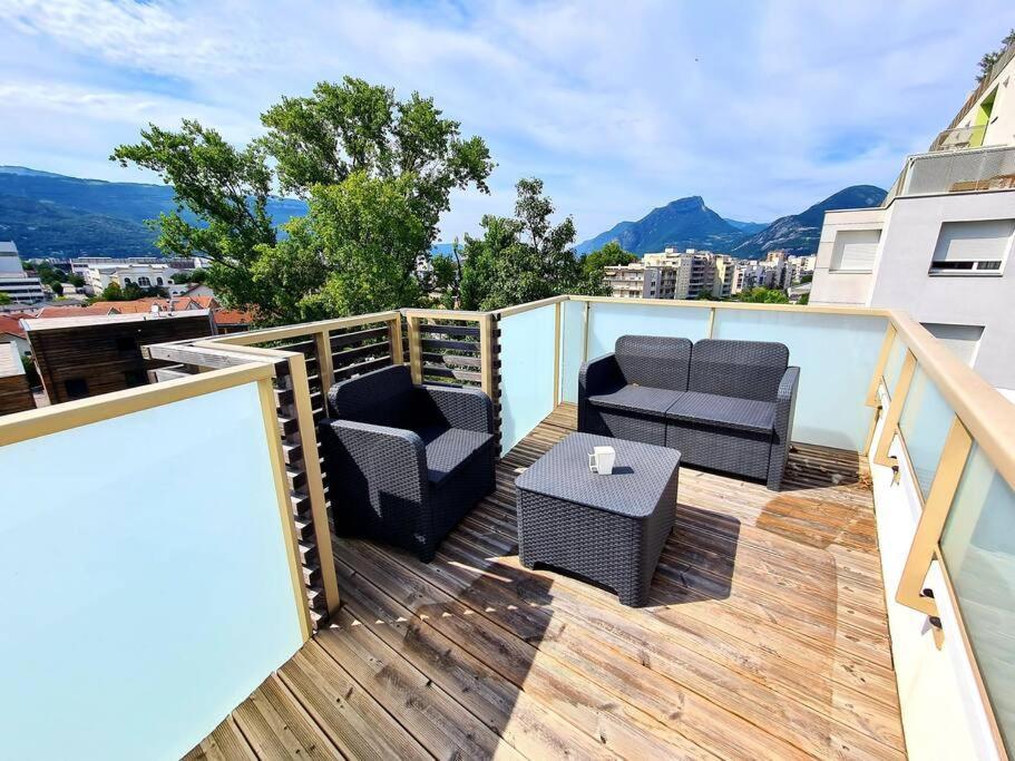 Grand Appartement Avec Vue Magnifique - Vercors - Une Experience Unique - Wifi Gratuit Grenoble Bagian luar foto