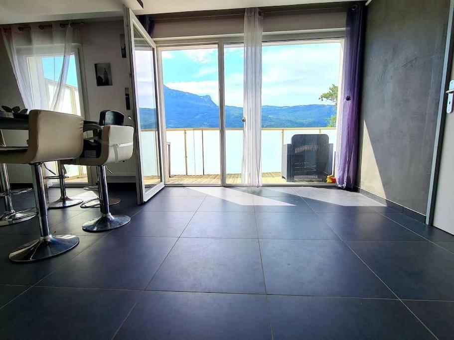 Grand Appartement Avec Vue Magnifique - Vercors - Une Experience Unique - Wifi Gratuit Grenoble Bagian luar foto