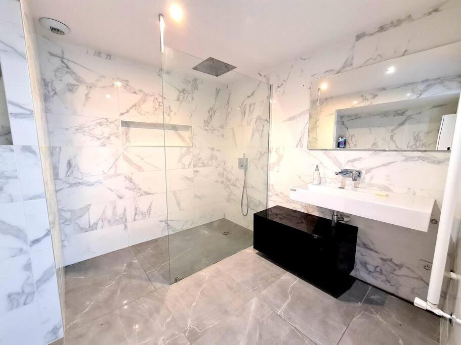 Grand Appartement Avec Vue Magnifique - Vercors - Une Experience Unique - Wifi Gratuit Grenoble Bagian luar foto